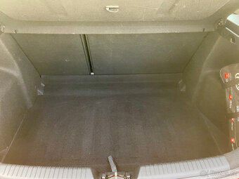 Kia Cee´d, cee'd II 1.4 First Edition Hatchback - 15