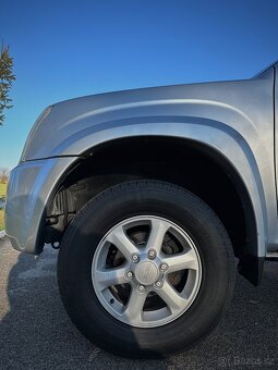 Isuzu D-Max 2.5 Td 136ps • 4x4 • manuál • SingleCab • 4M • - 15