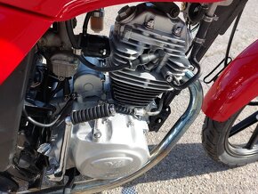 2014 SYM XS 125 R , najeto 330 km, po servisu - nová motorka - 15