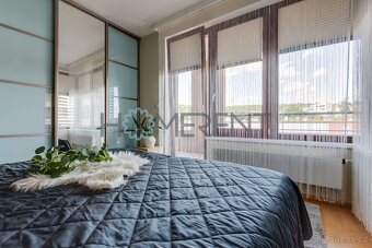 Pronájem bytu 3+kk, (81 m²) s lodžií (30 m²), terasou (30 m² - 15