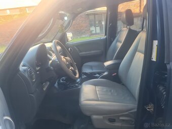 Jeep Cherokee KJ 2.8crdi 120 kw--manuál--- LIMITED--- - 15
