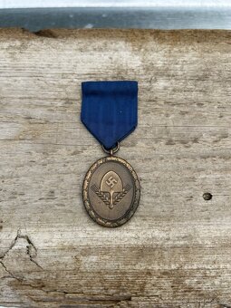 Německé medaile a odznaky - 15