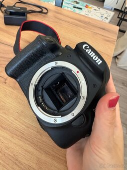 Canon eos 2000d + objektiv 18-55mm EF-S - 15