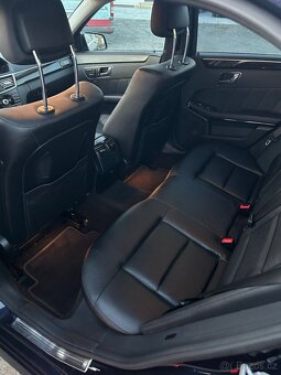 Prodám Mercedes Benz e class 350 4Matic - 15