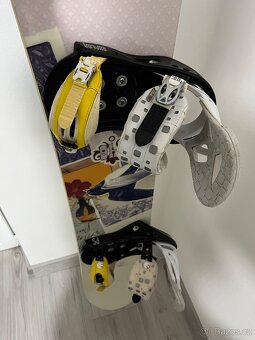 Prodám dámský snowboard FORUM STAR 146cm - 15