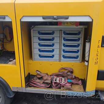 Odtahový speciál Iveco Daily 65C18 rv, 2008 - 130kw - 15
