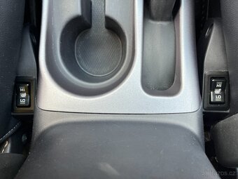 Mitsubishi Outlander 2.2 DI-D 4WD, 7 Míst - 15