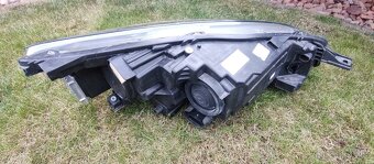 Ford Kuga III 3 MK3 DFK 2019 - predni svetlo lampa LED - 15