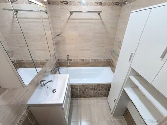 K pronájmu dr. byt 2+kk, 53m2, s velkou lodžií, Orlová - 15