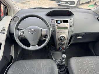 Toyota Yaris 1.3i 74kw, 116 000km - 15