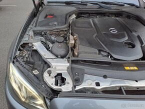 Mercedes Benz E400,4MATIC-4x4,250kW,masáže - 15