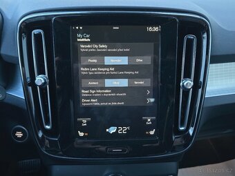 VOLVO XC40 120kW T3 MOMENTUM Automat ČR 2021 LED + NAVI -DPH - 15