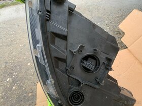 SVeTLA XENONY LED PRAVy LEVY SKODA RAPID  Lift - 15