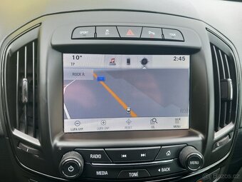 Opel Insignia 2.0 CDTi COSMO 4x4 NAVI 2xKOLA r.2015 - 15
