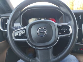 Volvo S 90 2.0 D4 AWD, koupeno nové v ČR - 15