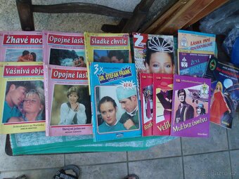 staré Harlequiny-milostné romány pro ženy a dívky-Desire - 15