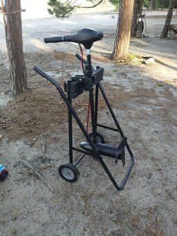 Člun s motorem Parsun 9.8 4t, a elektromotorem - 15