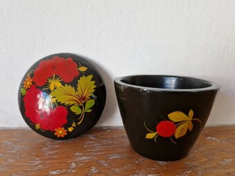 Porcelán, keramika a další - 15