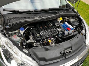 Peugeot 208 1.2i 60Kw r.v2016 naj 151tkm nové v ČR - 15