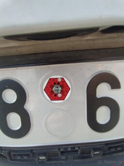 Renault Megane 1.6i LPG kombi benzín plyn 2015 - 15