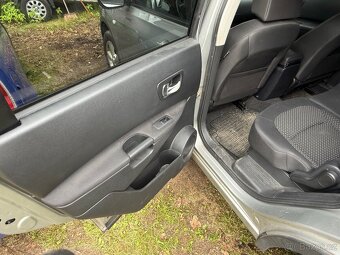 Qashqai + 2 - 15