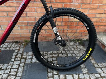 Radon skeen trail, CF 9.0, 20” - SLEVA - 15