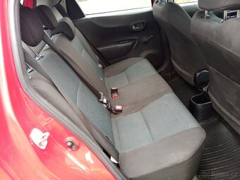 TOYOTA YARIS 1.0VVT-i 1MAJITEL koupeno ČR - 15