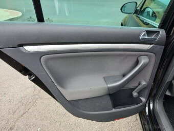 Volkswagen Golf 1.6i 75kW Trendline - 15