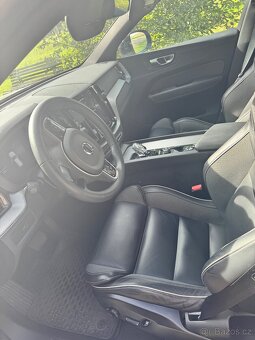 Volvo XC60, VOLVO XC60 B4 D PLUS DARK - 15