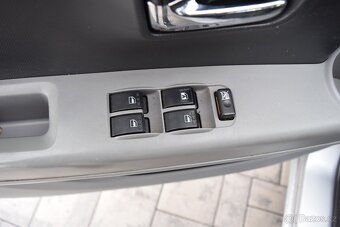 ►►Daihatsu Sirion 1.3 i 62KW 4X4 2XKOLA KLIMA◄◄ - 15
