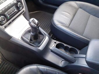 Škoda Octavia II 1.2 TSI Elegance – kůže, xenony, 130 000 km - 15