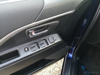 Mazda 5, 2.0i 110kW 7.Míst Facelift - 15