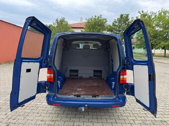 VW TRANSPORTER T5 1.9TDI 5/6 MÍST R.V.2004 - 15