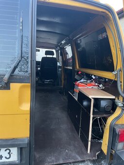 Transporter T4 verze long, nefunkčí 5. kvalt - 15