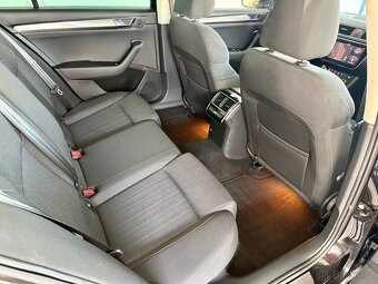 Škoda SUPERB 2.0 TDi DSG VIRTUAL MATRIX KAMERA TAŽNÉ 2020 - 15