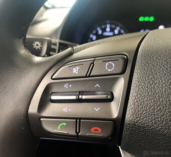 Hyundai i30 1.4i, 73 kW - 15