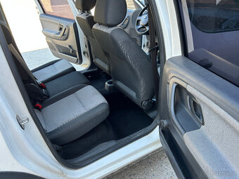 Škoda Roomster, 1,4 16V 63kW, 12/2012, nový v ČR, DPH - 15