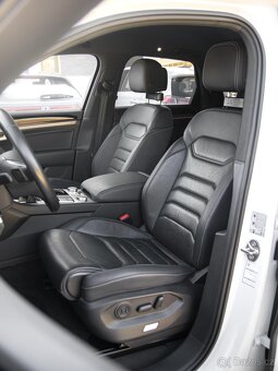 Volkswagen Touareg, R-line 4Motion 3,0/210kW ČR - 15