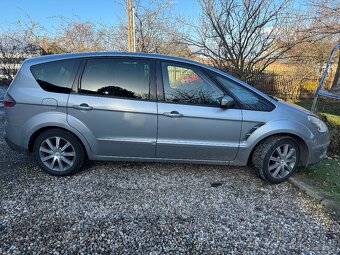 Ford S-max 2.0tdci 100kw 7místné,2009,tažné zařizeni,najeto - 15