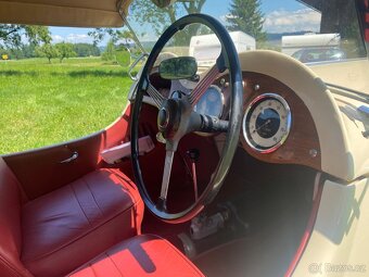 1950 Singer Nine Roadster- 1938 Singer Bantam Saloon 4 door - 15