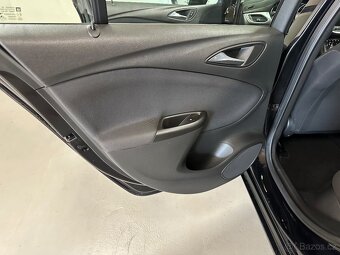 Opel Astra 1.6 CDTi ECOTEC D Edition tažné - 15