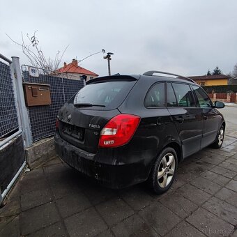 Škoda Fabia combi 1,2tsi 63 kw rok 2013 - 15