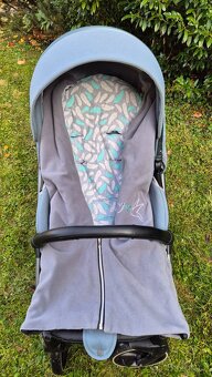 Kočárek Tutis Uno+ 2v1, po jednom dítěti, výborný stav - 15