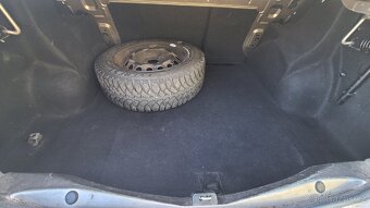 Dacia Logan LPG klima tažné - 15