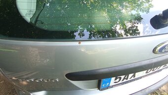 Ford Focus 1.6i Ti-vtc 85kw - 15