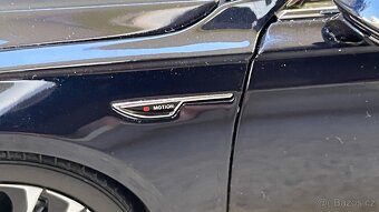 Volkswagen Phideon Paudi 1:18 - 15