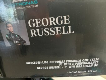 F1 MERCEDES W13 RUSSELL 1.WIN GP BRAZIL 2022 MINICHAMPS 1:18 - 15