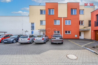 Prodej bytu 2+kk se zahrádkou v Pardubicích, ul. Přeloučská - 15