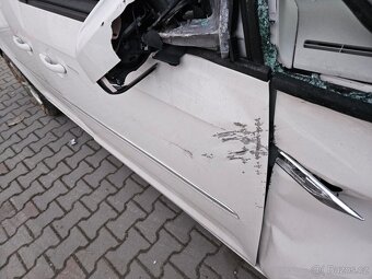 VW Caddy LIFE 2.0 TDI DSG/ XENON/ ALCANTRA/ NAVI/ POJÍZDÉ. - 15