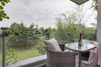 Pronájem bytu 3+kk, 72 m² + garáž - Praha 5 - Hlubočepy, ul. - 15